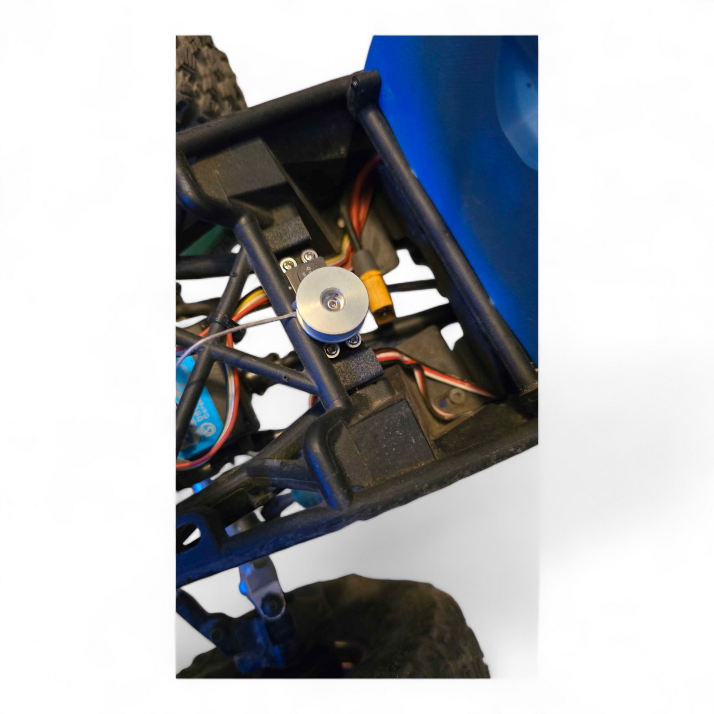 Capra front winch mount
